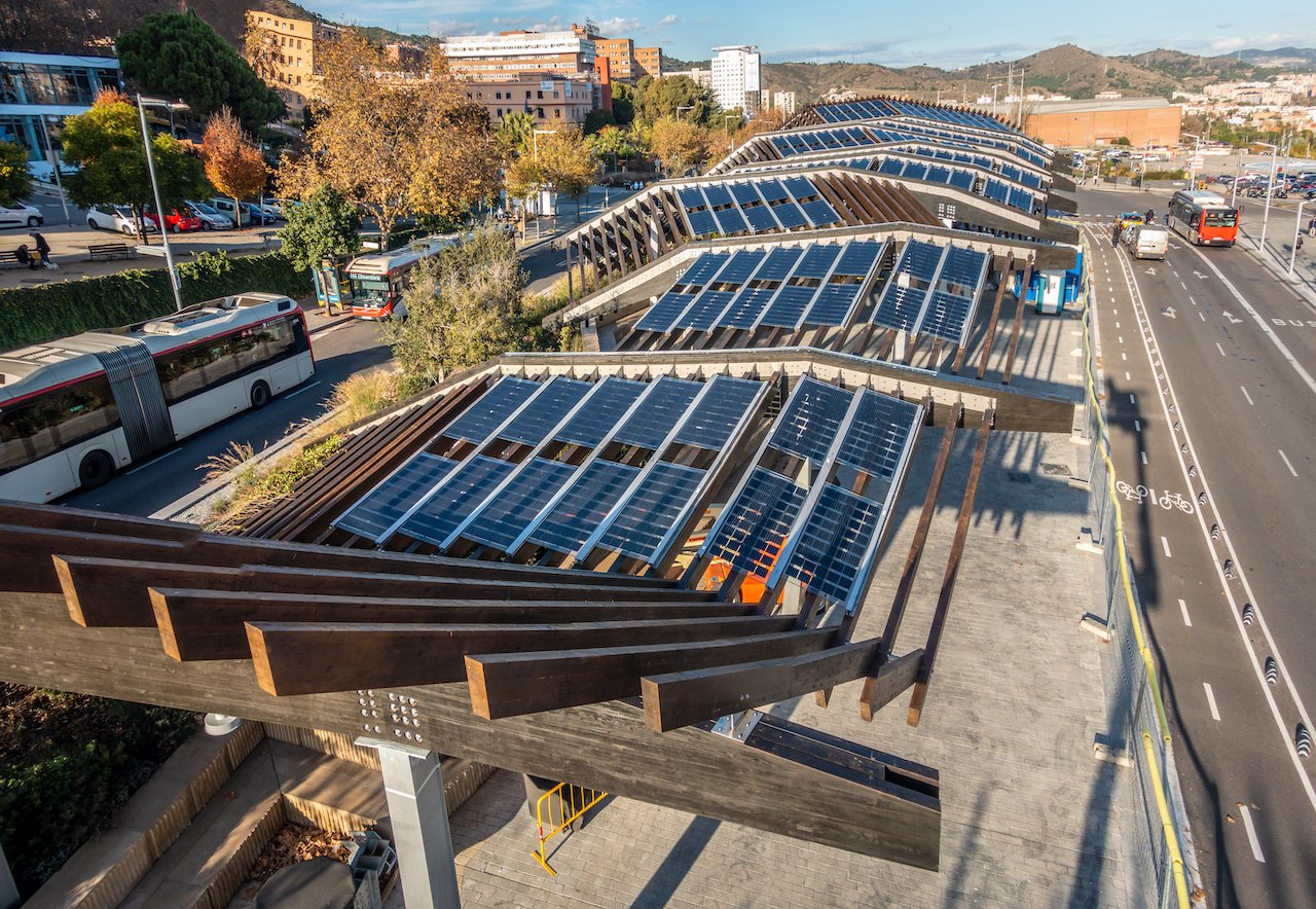 Paneles solares instalados por EMET SOLAR